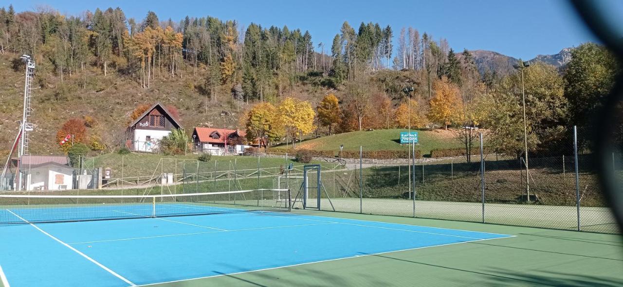 Camping & Caravan Zoncolan Ovaro Exterior foto