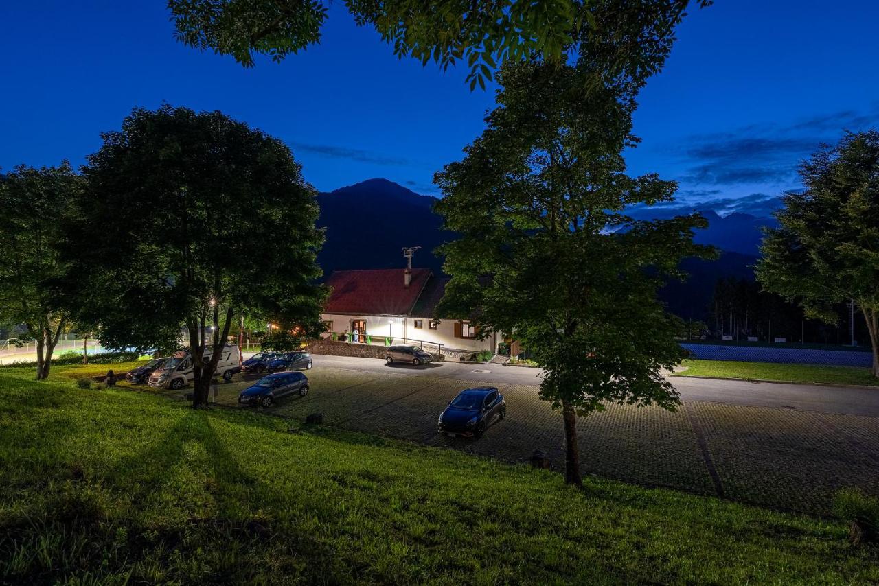 Camping & Caravan Zoncolan Ovaro Exterior foto