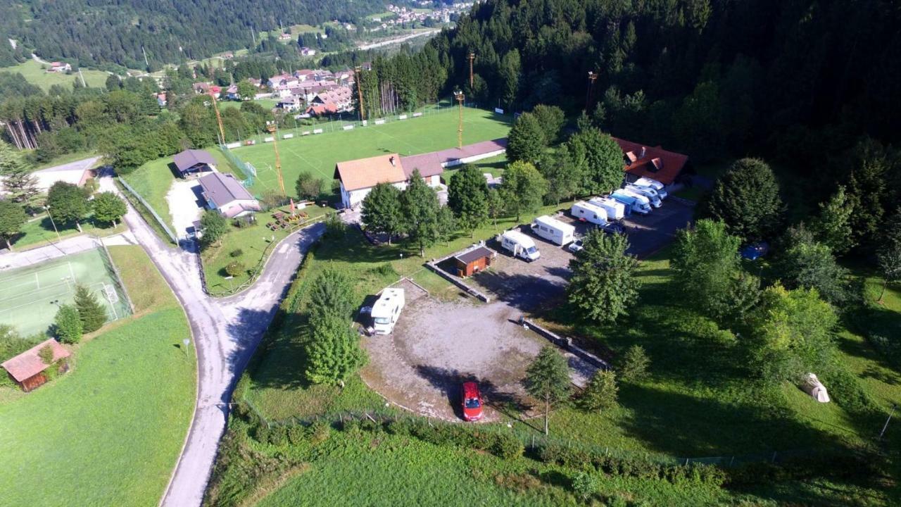 Camping & Caravan Zoncolan Ovaro Exterior foto